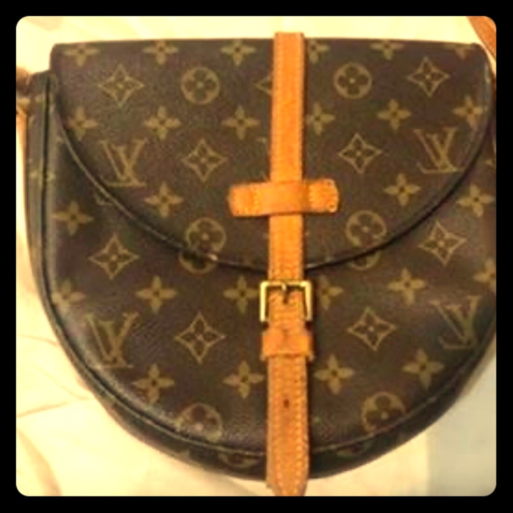 Auth Louis Vuitton Chantilly MM Crossbody …